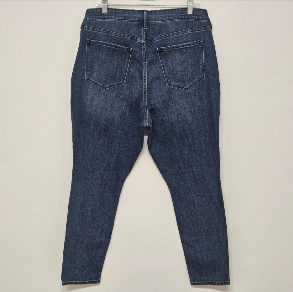 15 NWT OLD NAVY HIGH RISE WOW SUPER SKINNY JEANS WOMEN'S PLUS SIZE 16 - Picture 3 of 9